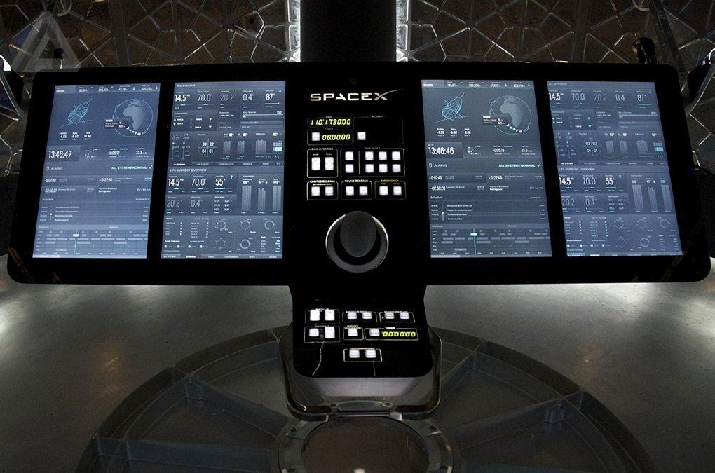 SpaceX Dragon capsule interface. Source: https://twitter.com/jason_mayes/status/1267227834096861184/photo/1